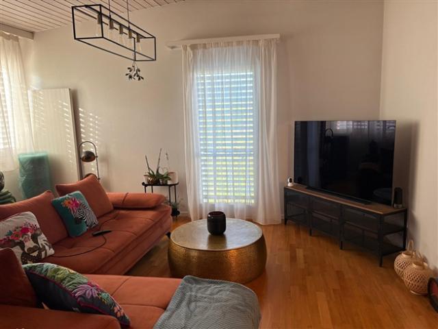 Renovierte 4 Zimmer Wohnung