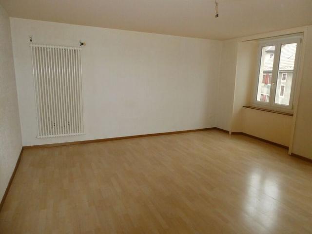 4 room apartment