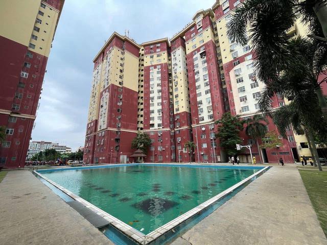 4 Room for Investments Corner Unit Blok G Mentari Court Apartment