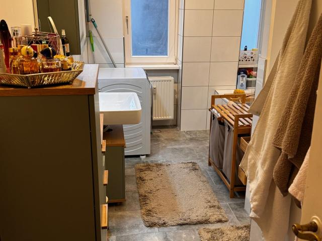 4 room flat in old building near Ku Damm, Berlin Amsterdam Apartments for Rent