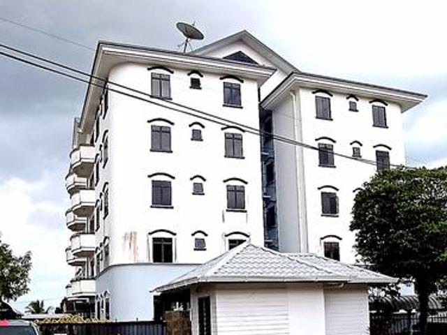 4 Room Kenyalang Court