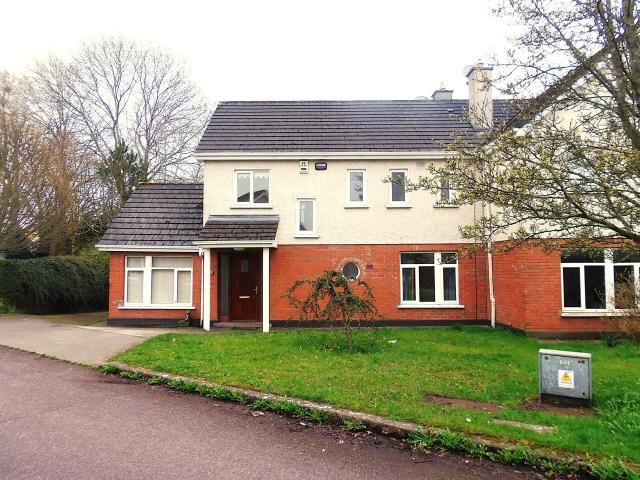 4 room house for rent