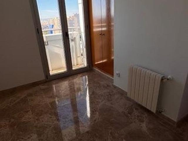 4 room luxury Apartment for rent in Valencia, Spain