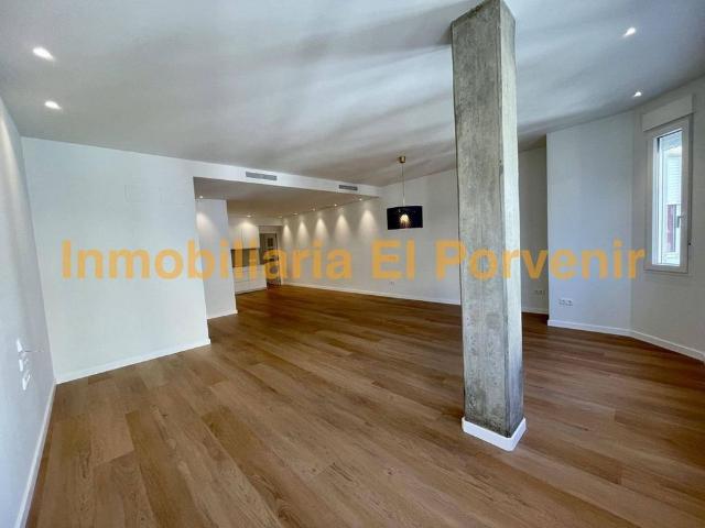 4 room luxury Apartment for rent in Valencia, Spain