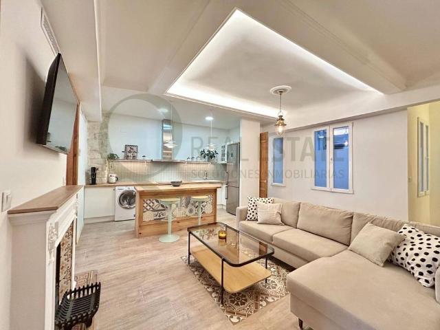 4 room luxury Apartment for rent in Alicante, Spain