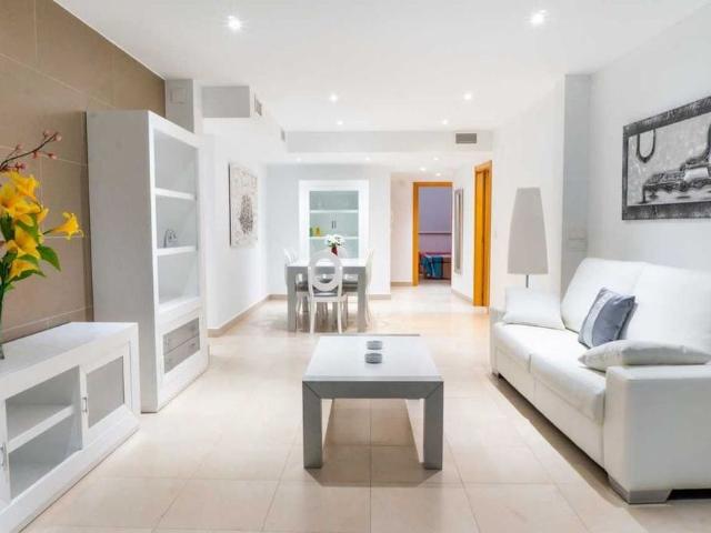 4 room luxury Apartment for rent in Benidorm, Spain