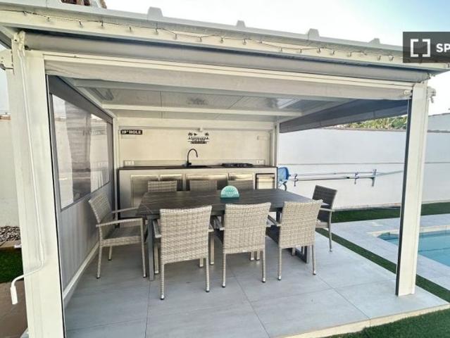 4 room luxury Apartment for rent in Chiclana de la Frontera, Andalusia