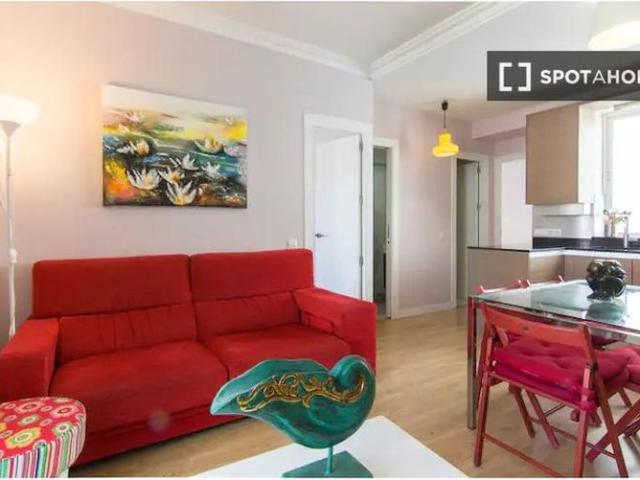 4 room luxury Apartment for rent in Madrid, Spain