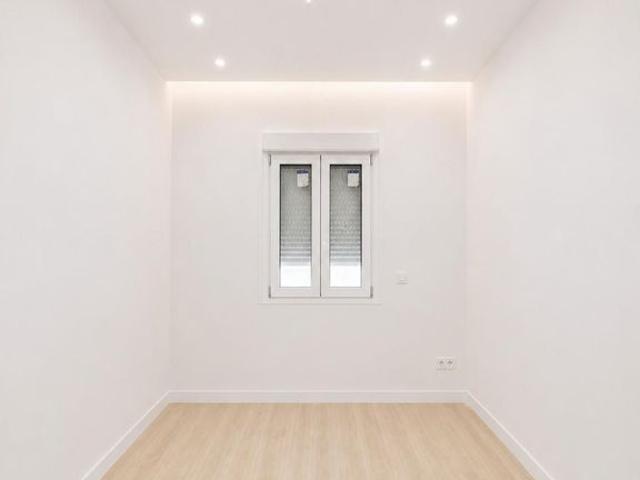 4 room luxury Apartment for rent in Madrid, Spain