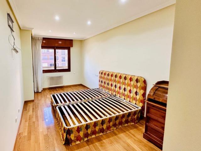 4 room luxury Flat for rent in Alicante, Spain