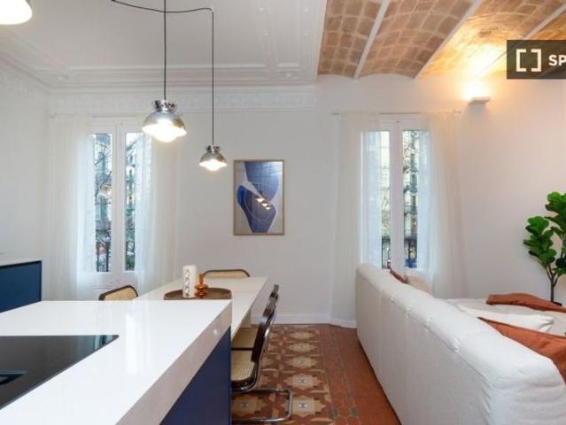 4 room luxury Flat for rent in Barcelona, Spain