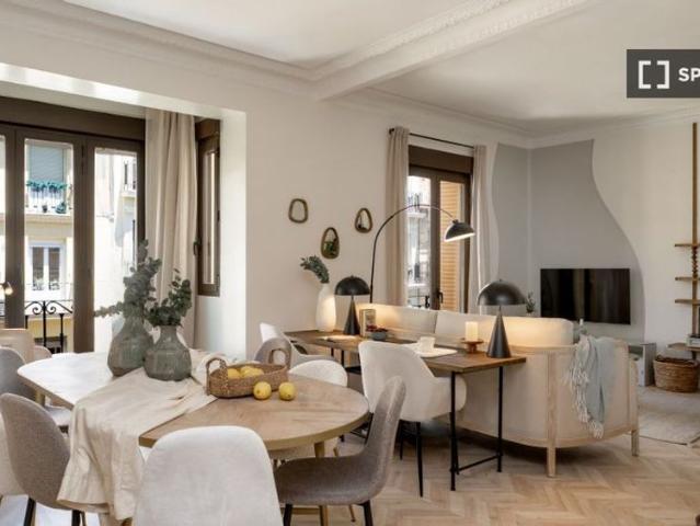 4 room luxury Flat for rent in Madrid, Spain
