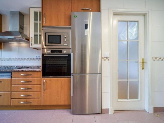 4 room luxury Flat for rent in Madrid, Spain