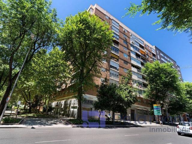 4 room luxury Flat for rent in Madrid, Spain