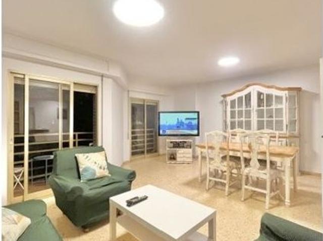 4 room luxury Flat for rent in Valencia