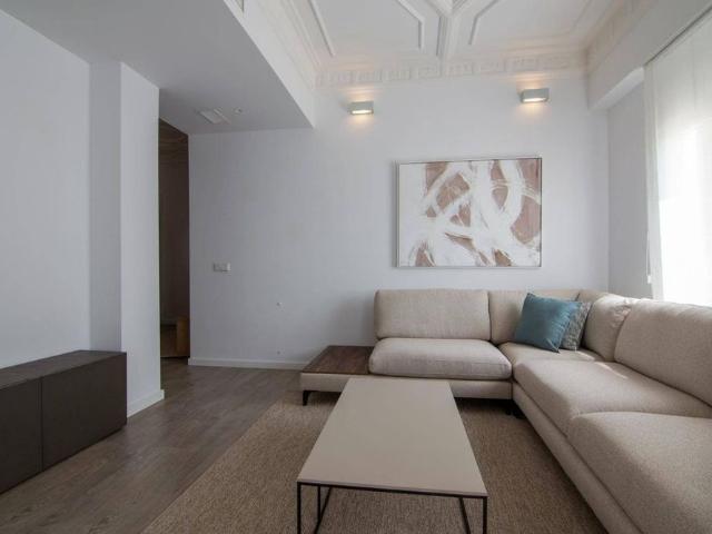 4 room luxury Flat for rent in Valencia