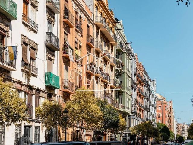 4 room luxury Flat for rent in Valencia, Spain