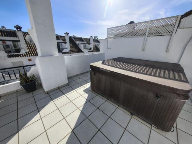 4 room luxury House for rent in Marbella, Andalusia