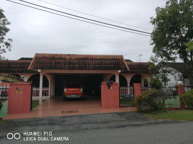 4 room Taman Malaysia Bungalow Pumpong Alor Setar Kedah
