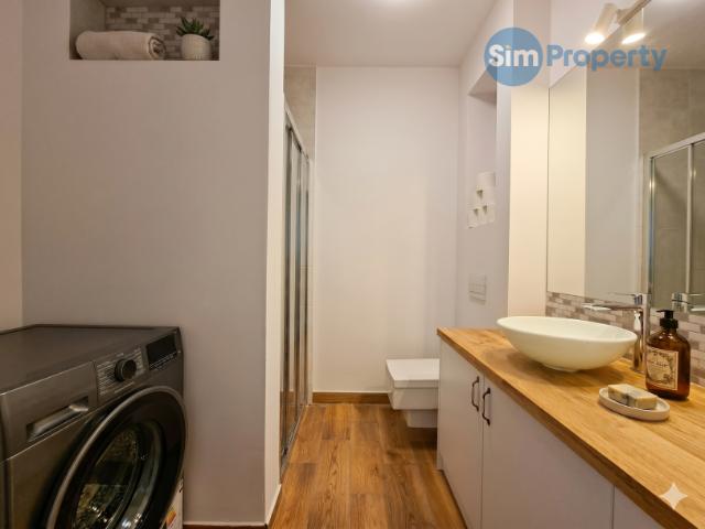 4 rooms | balcony | furnishings to be agreed
