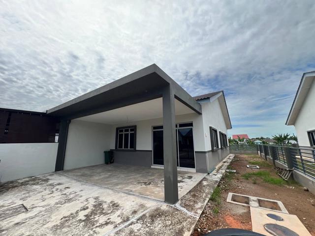 4 Rooms Single Storey SemiD Taman Srikandi Telok Panglima Garang