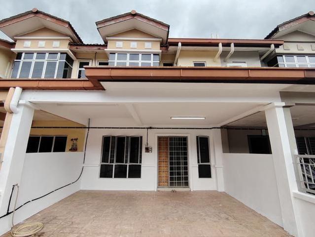 4 ROOMS 4 BATHS 2 Storey Terrace Cheras