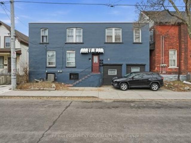 4 Rosemont Avenue