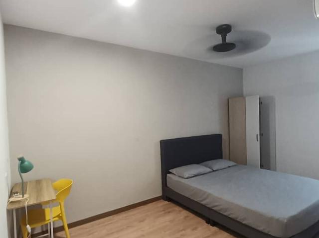 4 station to kepong baru, big room