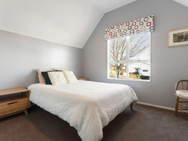 4 Storey Avenue, Beerescourt, Hamilton City