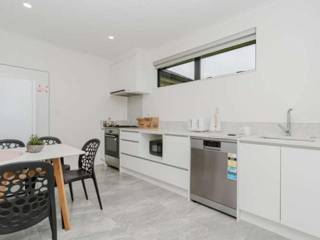 4 Sydney Place, Flagstaff, Hamilton City