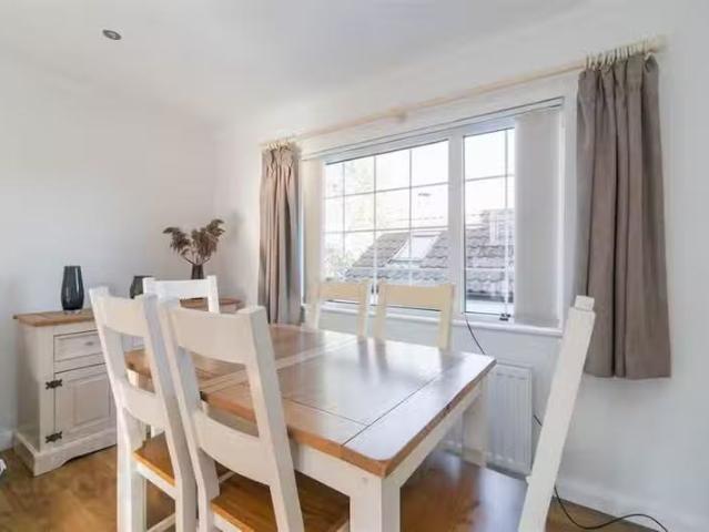 4 Saul Road