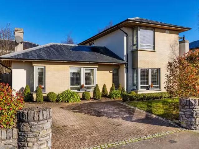 4 Seamount Abbey, Malahide, Co. Dublin, K36KX59 is for sale