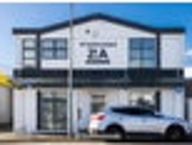4 Separate 2 bedroom units
