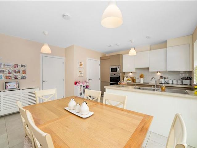4 Shackleton Way, Lucan, Co. Dublin Sherry FitzGerald Lucan 4916 MyHome. Ie Residential