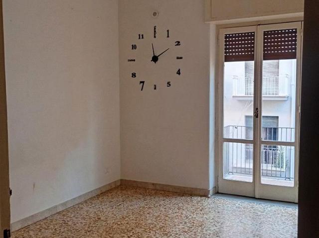 4 singole via scammacca vicino economia