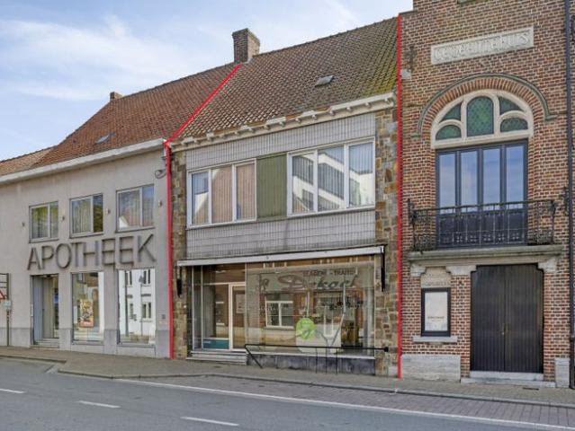 4 slaapkamerwoning in hartje Handzame
