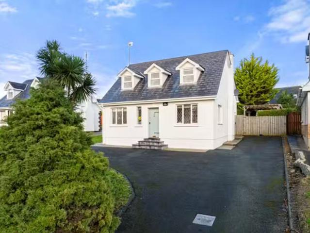 4 Tara Green, Ballymoney, Co. Wexford, Y25D867 is for sale