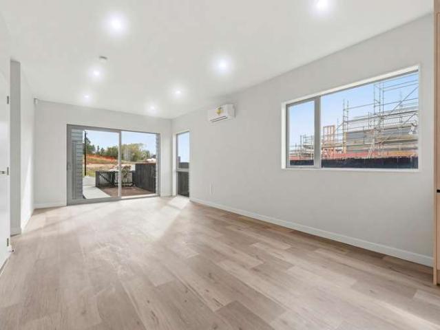 4 Te Taiheke Road, Papakura
