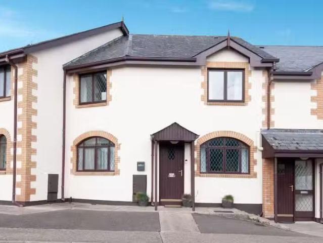 4 The Coach Houses, Forest Park, Courtown, Gorey, Co. Wexford.