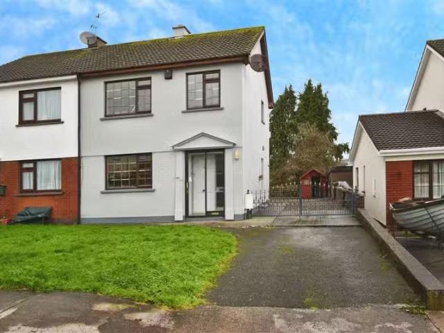 4 The Crescent, Owenabue Heights, Carrigaline, Cork, P43 F795
