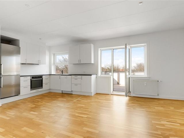 4 værelser for 8.950 kr. pr. måned, Esbjerg, Ribe