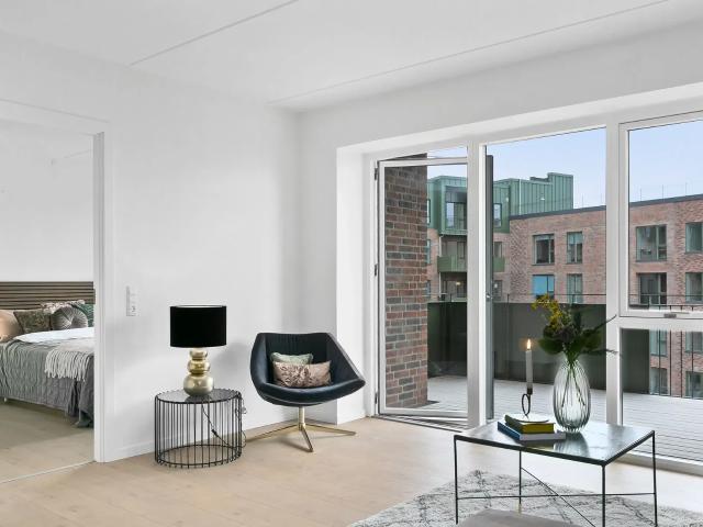 4 værelses lejlighed med altan i moderne boligområde i Randers
