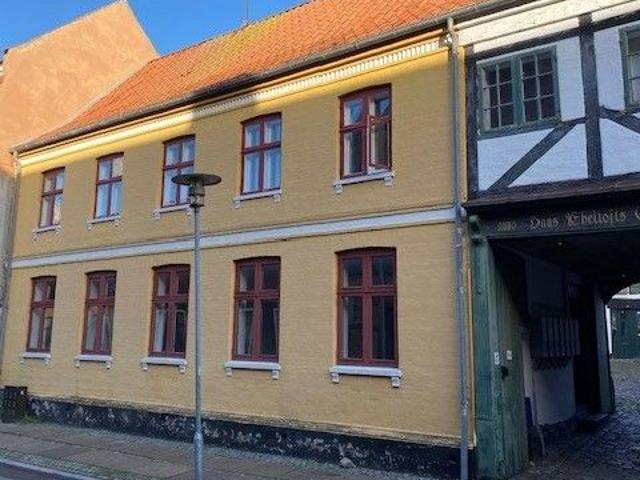 4 værelses lejlighed på Strandgade i Assens