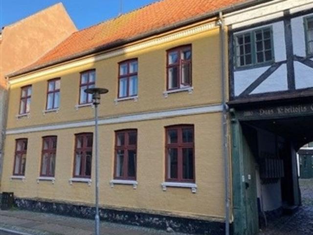 4 værelses lejlighed på Strandgade i Assens