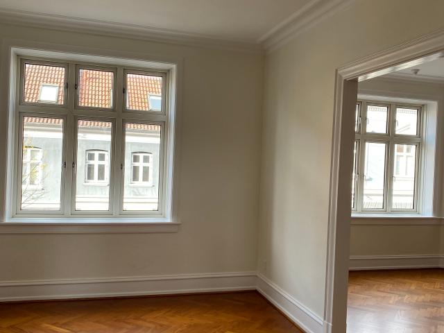 4 værelses lejlighed på 151 m²