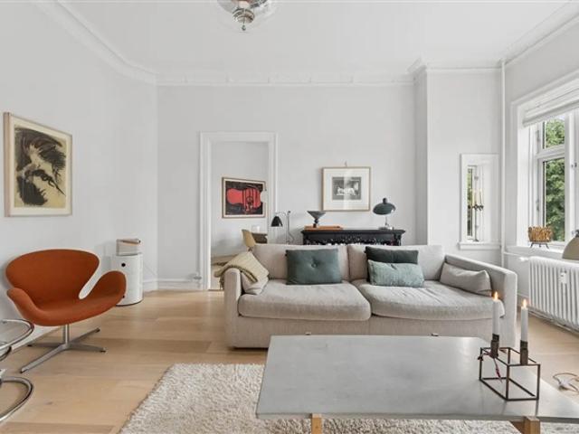 4 værelses lejlighed på 114 m2, Charlottenlund, København