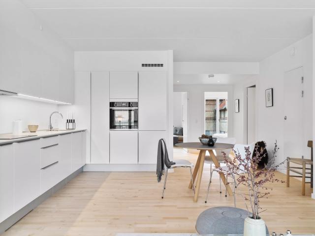 4 værelses penthouse lejlighed med stor tagterrasse