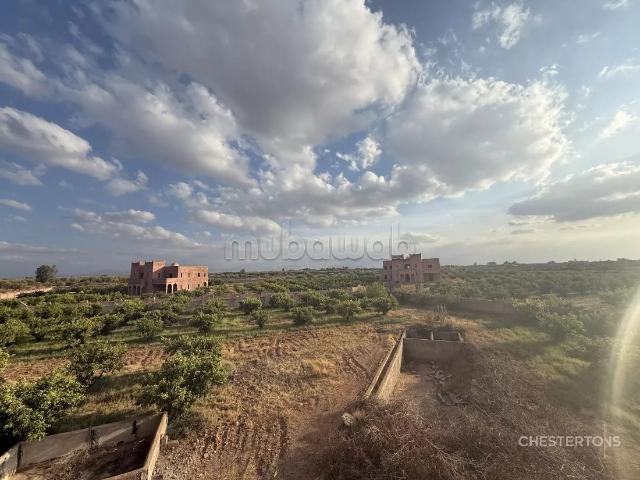 4 Villas Semi Finies sur 4 Hectares Route de Fès