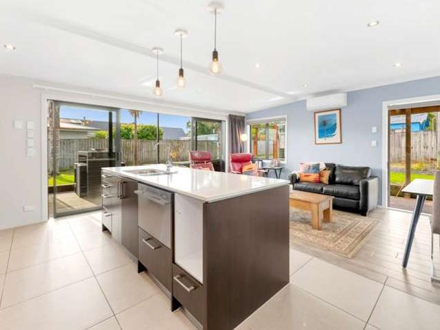 4 Wakelin Road, Beachlands, Manukau City