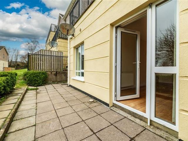 249,000 | 4 Woodleigh Way, Blessington, Co. Wicklow Sherry FitzGerald O'Reilly Naas 4991 MyHome. Ie Residential